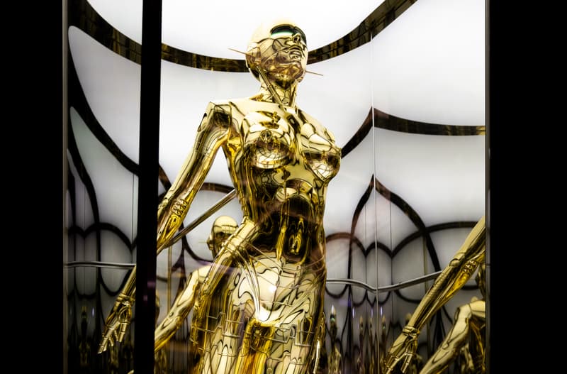 Closer Look at the Galleries Exhibited During Art Basel Hong Kong 2025 david zwirner takashi murakami sorayama yayoi kusama daniel arsham hauser wirth nanzuka japanese artist accra african diaspora gagosian labubu kasing lung
